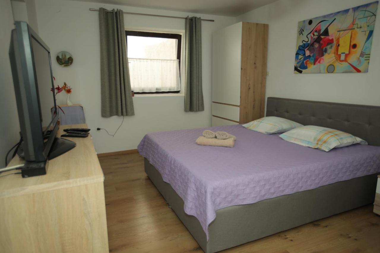 Apartments Noemi Malinska Zewnętrze zdjęcie